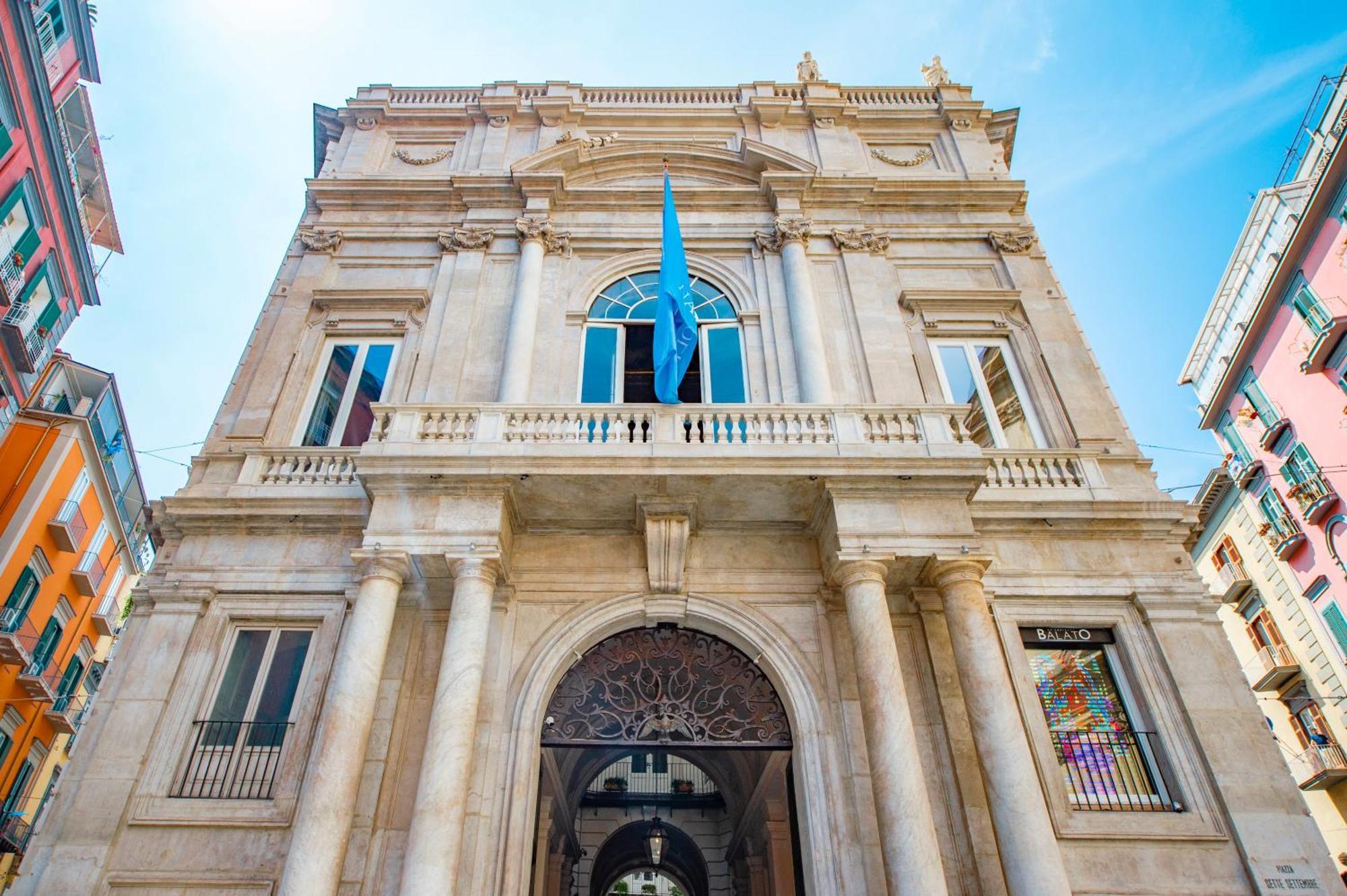 Hotel Palazzo Doria Napoli Esterno foto