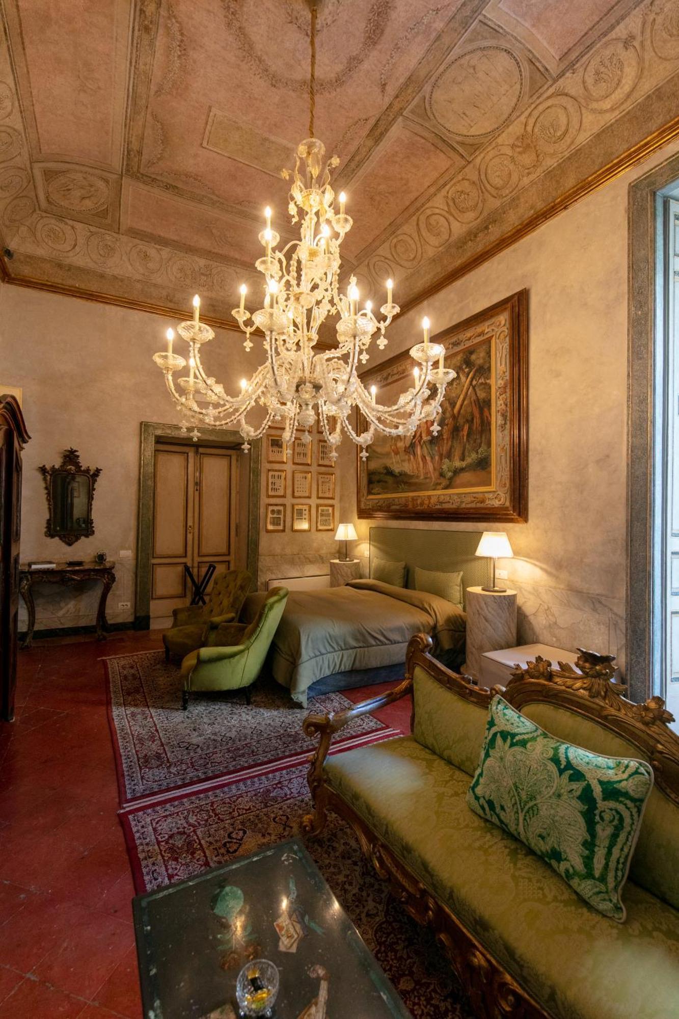 Hotel Palazzo Doria Napoli Esterno foto